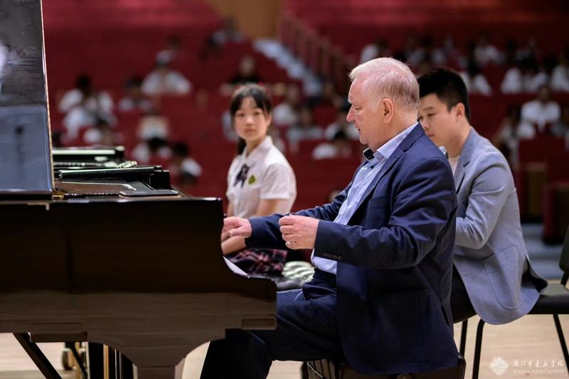 Klaviermeisterkurs mit Prof. Georg Friedrich Schenck in China – Oktober 2026