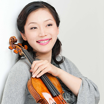 Prof. Yamei Yu mit Violine